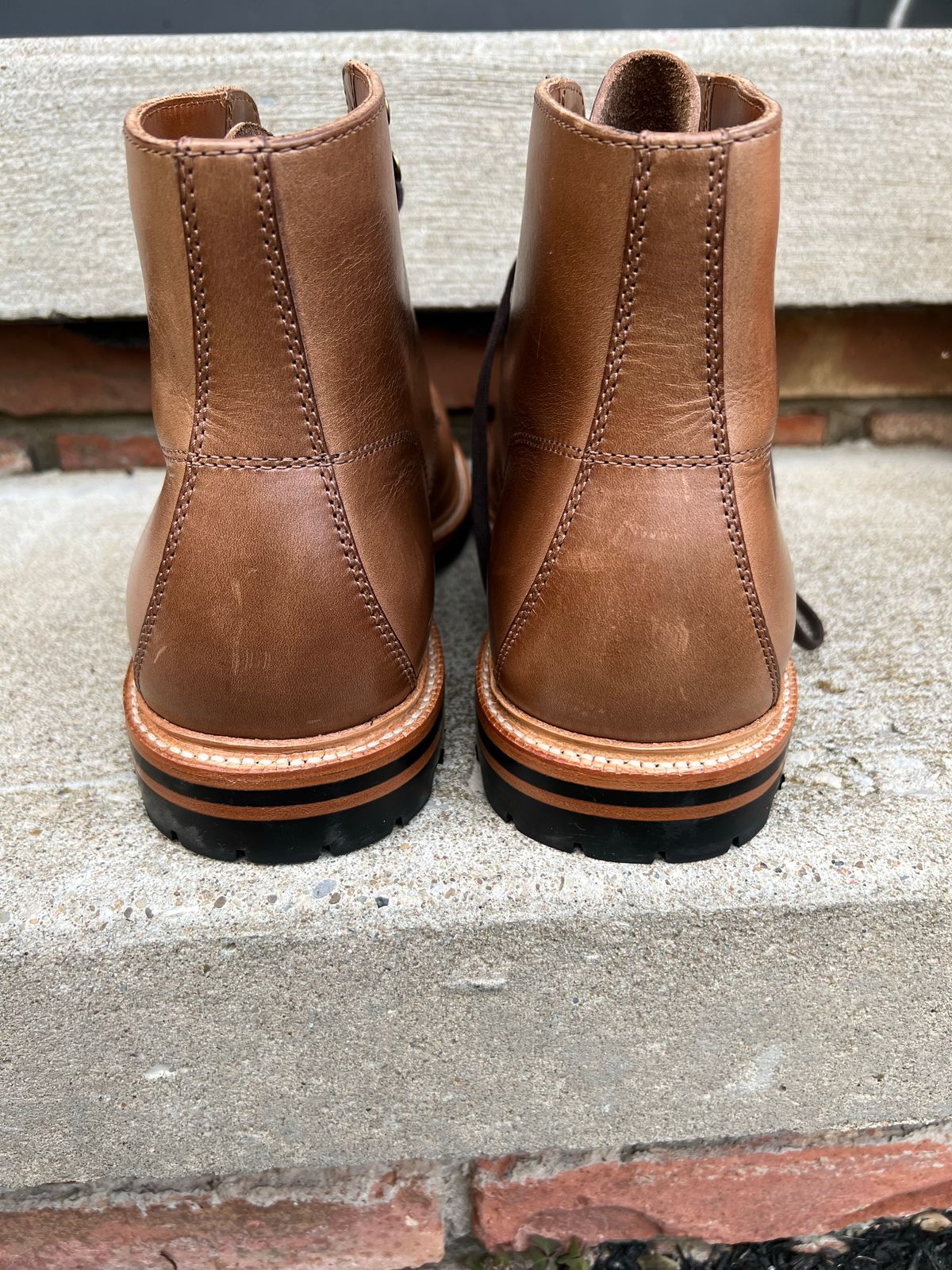 Photo by niko82 on October 1, 2022 of the Grant Stone Brass Boot in Horween Natural Chromexcel.