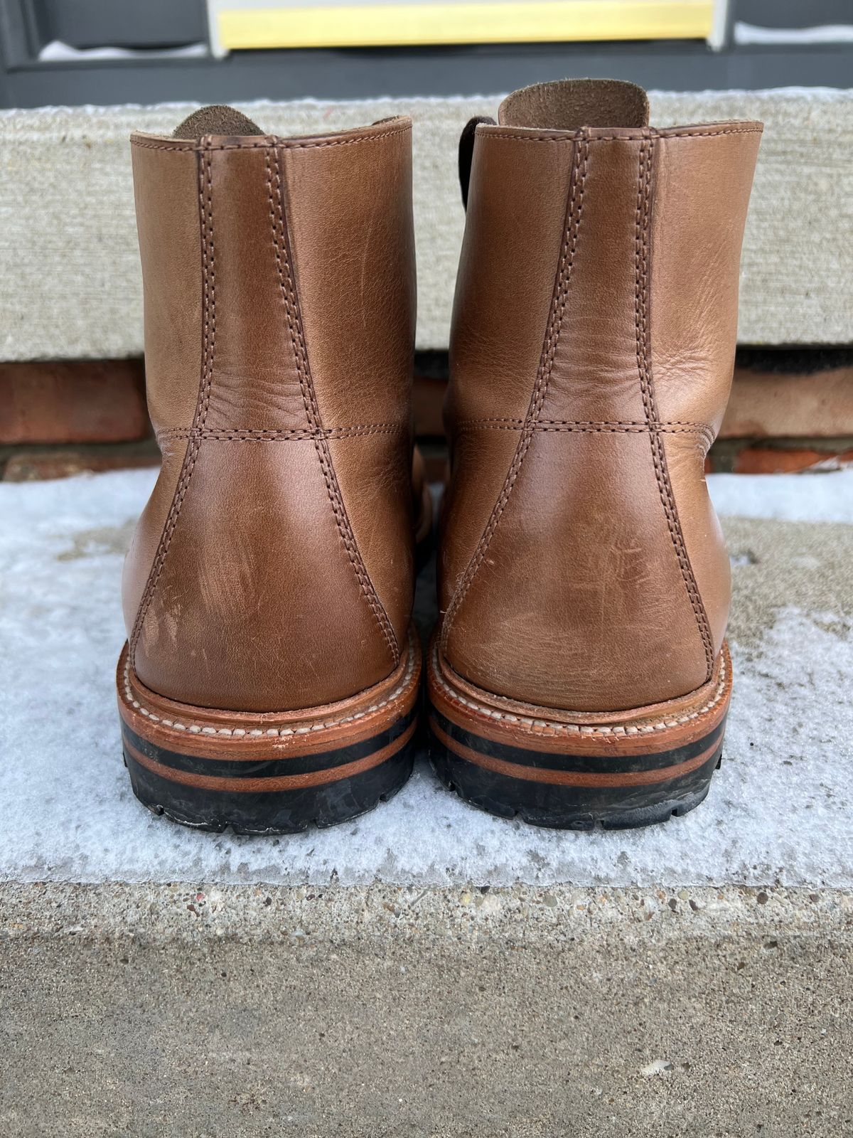 Photo by niko82 on January 1, 2023 of the Grant Stone Brass Boot in Horween Natural Chromexcel.