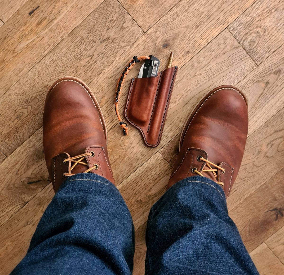 Photo by BCLEATHERGOODS on March 5, 2022 of the Red Wing Unlisted Model in S.B. Foot Copper Rough and Tough.