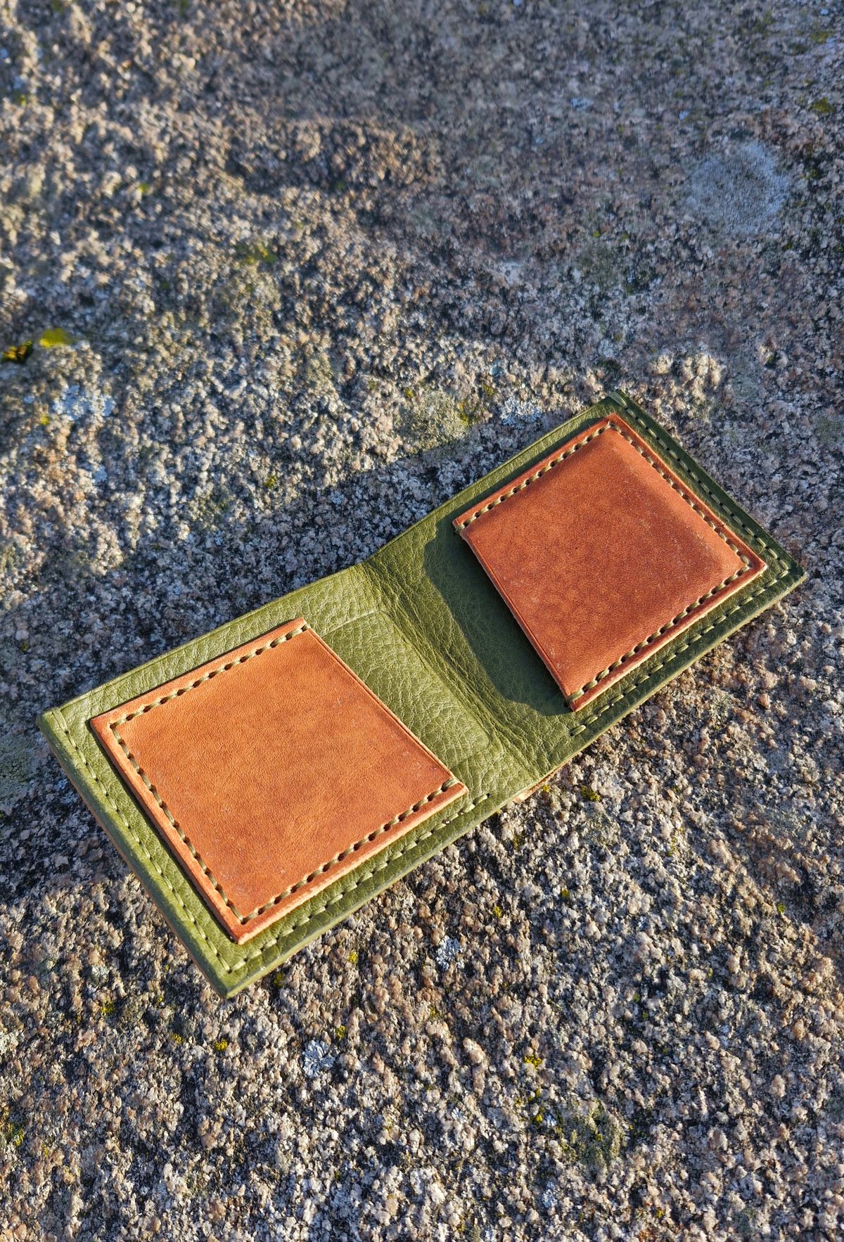 Photo by BCLEATHERGOODS on November 2, 2025 of the BCLeathergoods Wallet in Horween Natural Dublin & Badalassi Carlo Olive Green Minerva.