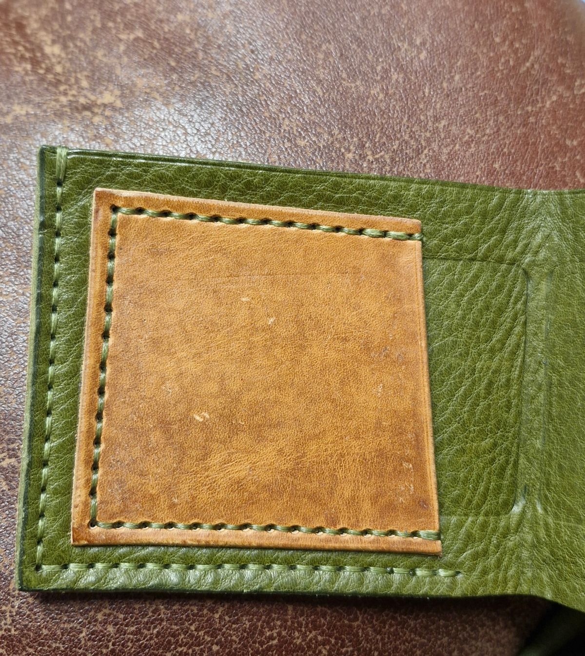 Photo by BCLEATHERGOODS on November 2, 2025 of the BCLeathergoods Wallet in Horween Natural Dublin & Badalassi Carlo Olive Green Minerva.
