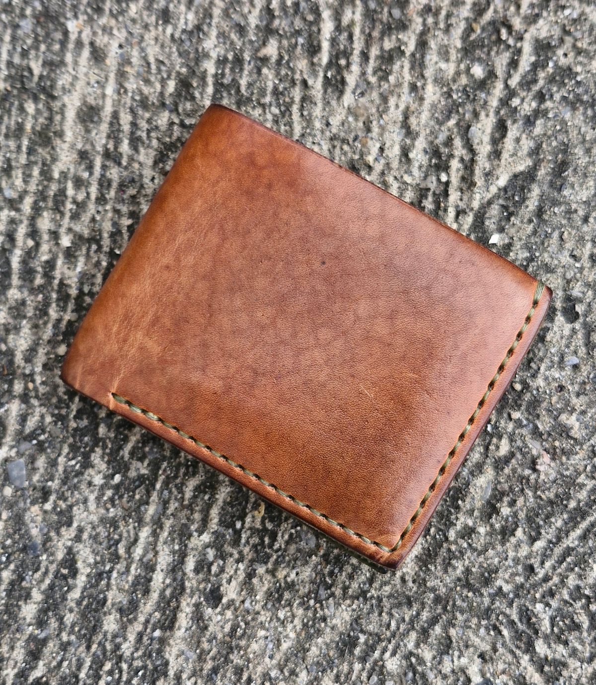 Photo by BCLEATHERGOODS on March 2, 2026 of the BCLeathergoods Wallet in Horween Natural Dublin & Badalassi Carlo Olive Green Minerva.