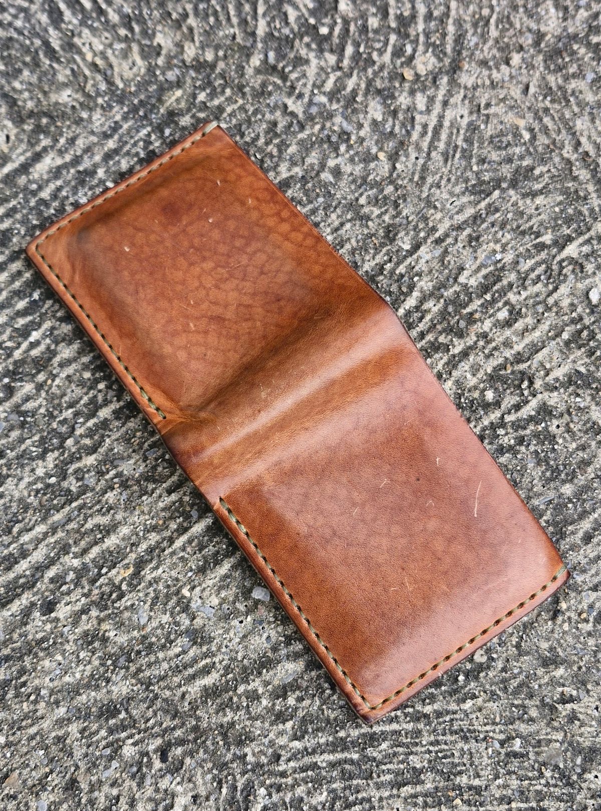 Photo by BCLEATHERGOODS on March 2, 2026 of the BCLeathergoods Wallet in Horween Natural Dublin & Badalassi Carlo Olive Green Minerva.