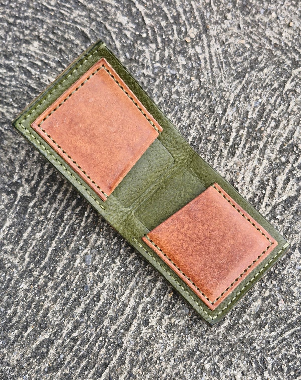 Photo by BCLEATHERGOODS on March 2, 2026 of the BCLeathergoods Wallet in Horween Natural Dublin & Badalassi Carlo Olive Green Minerva.