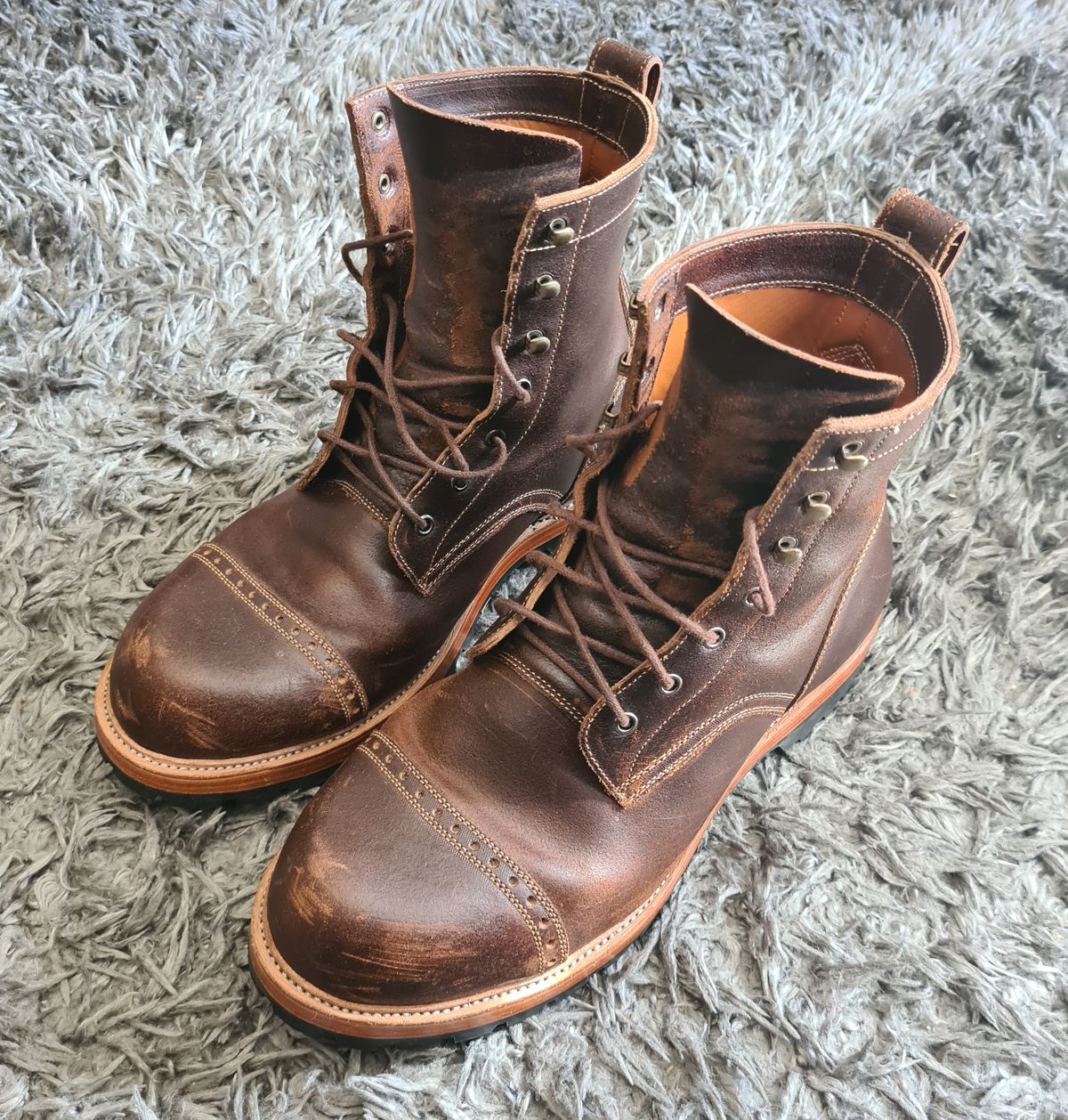 Photo by BCLEATHERGOODS on April 10, 2023 of the Imperium Hawke in Horween Cinnamon Waxed Flesh.