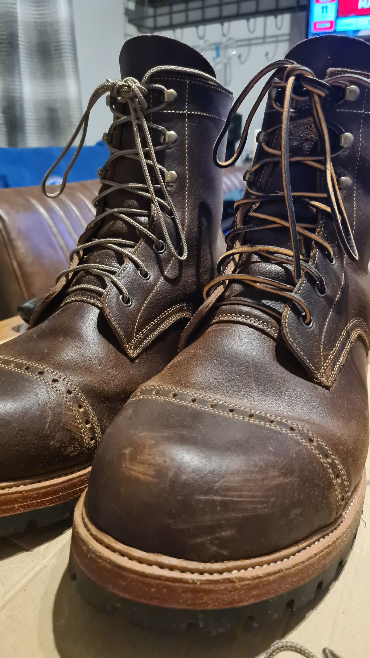 Photo by BCLEATHERGOODS on September 11, 2023 of the Imperium Hawke in Horween Cinnamon Waxed Flesh.