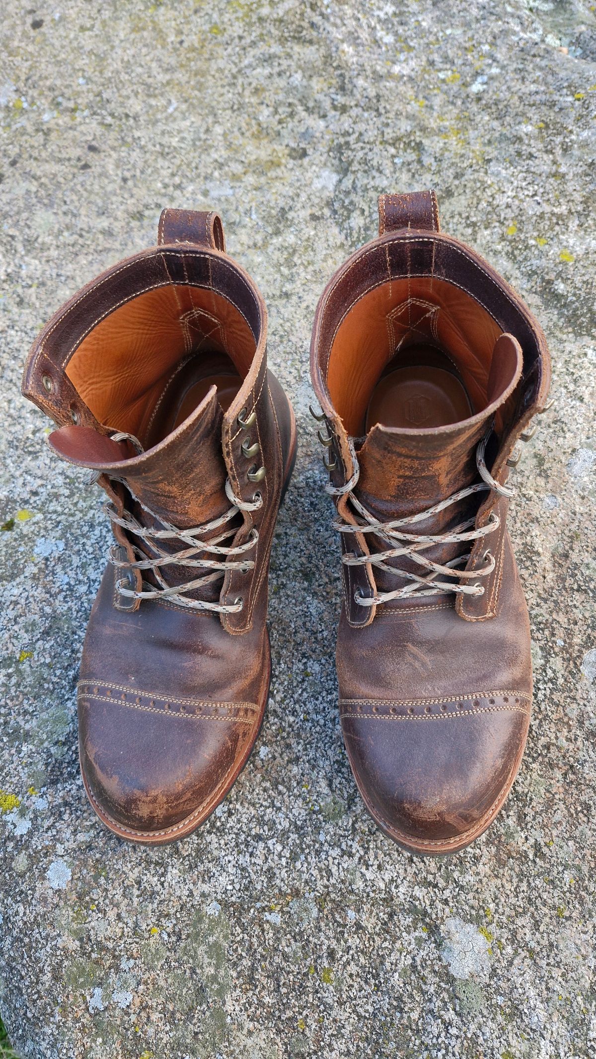 Photo by BCLEATHERGOODS on November 2, 2025 of the Imperium Hawke in Horween Cinnamon Waxed Flesh.