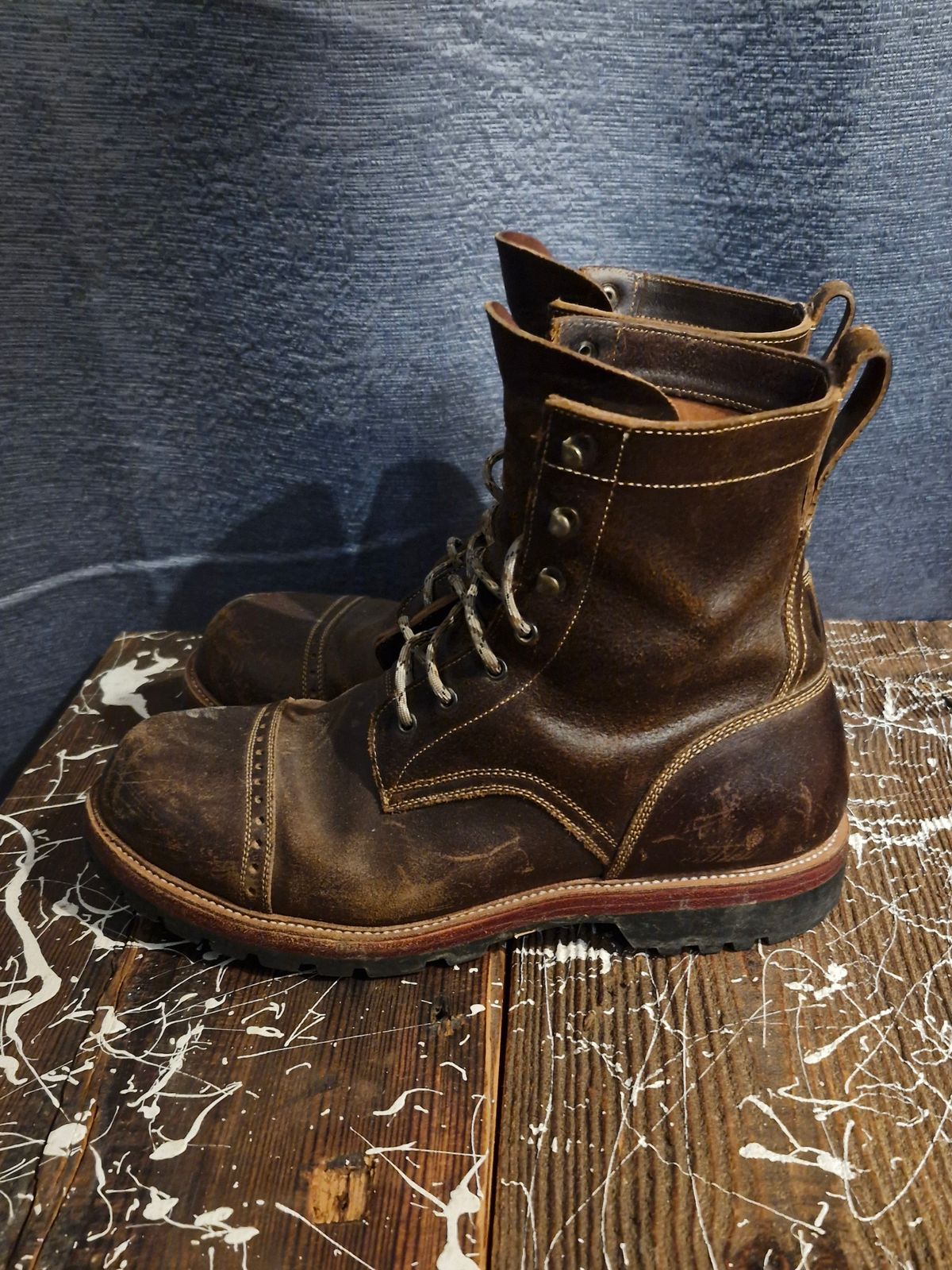 Photo by BCLEATHERGOODS on December 1, 2025 of the Imperium Hawke in Horween Cinnamon Waxed Flesh.