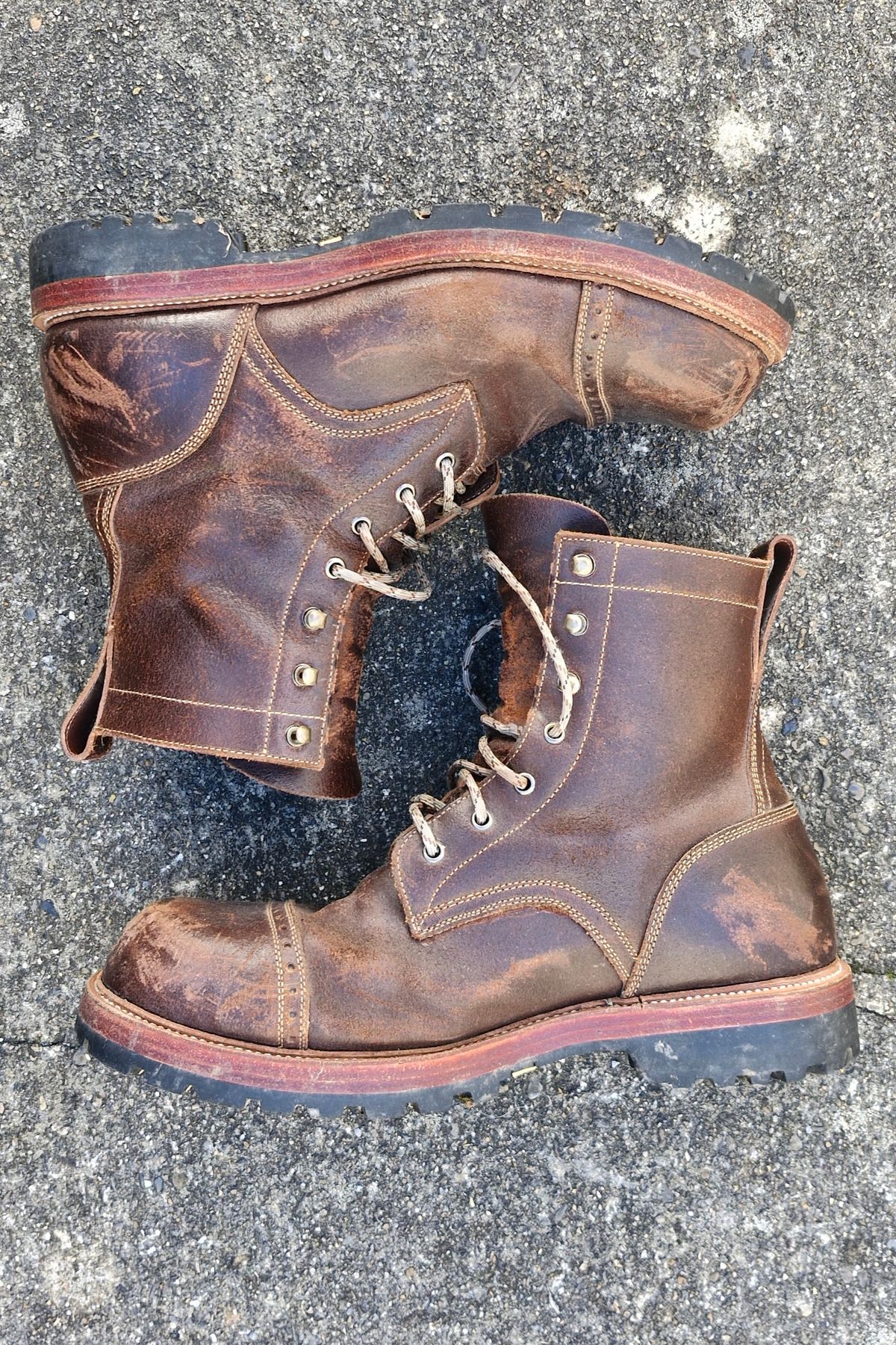 Photo by BCLEATHERGOODS on January 4, 2026 of the Imperium Hawke in Horween Cinnamon Waxed Flesh.