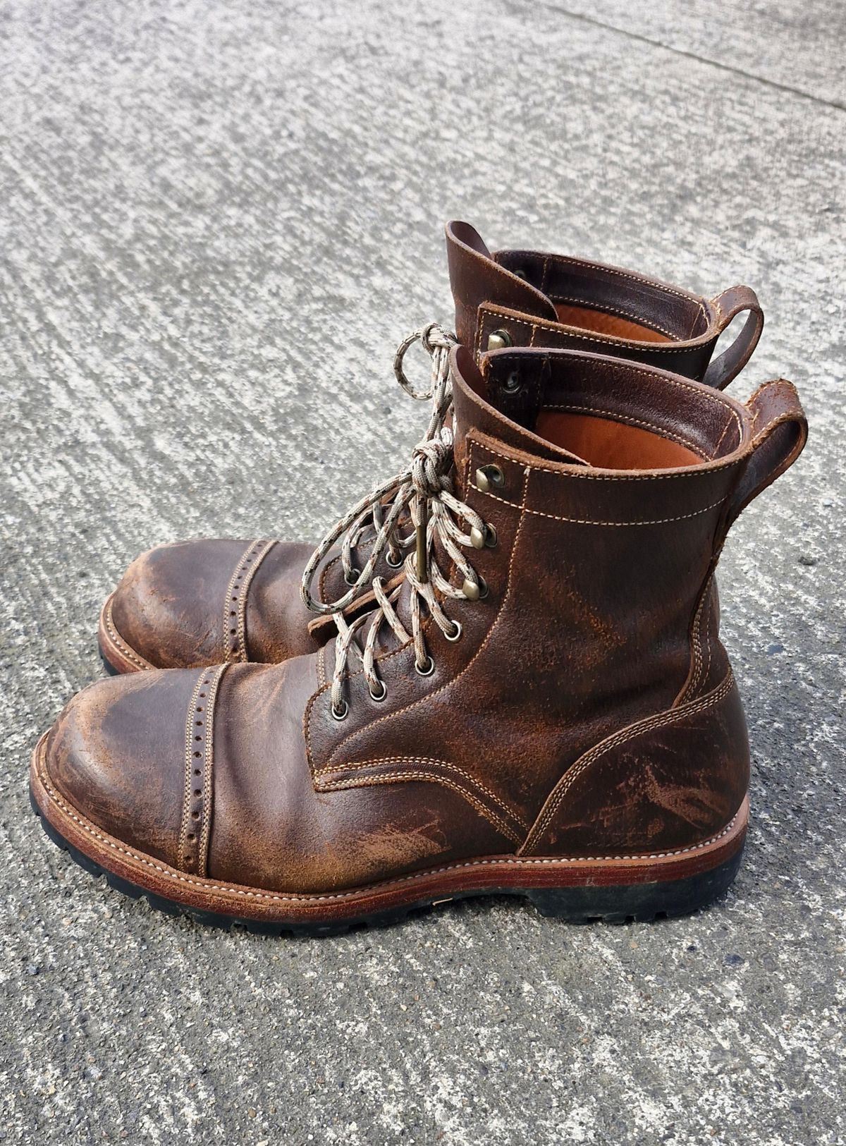 Photo by BCLEATHERGOODS on March 2, 2026 of the Imperium Hawke in Horween Cinnamon Waxed Flesh.