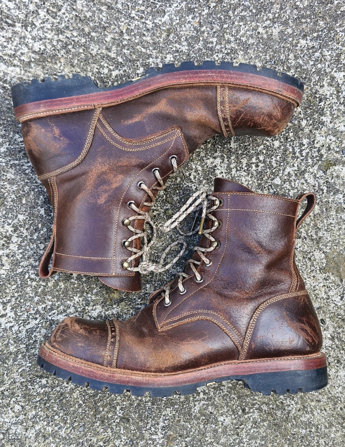 Photo by BCLEATHERGOODS on April 2, 2026 of the Imperium Hawke in Horween Cinnamon Waxed Flesh.