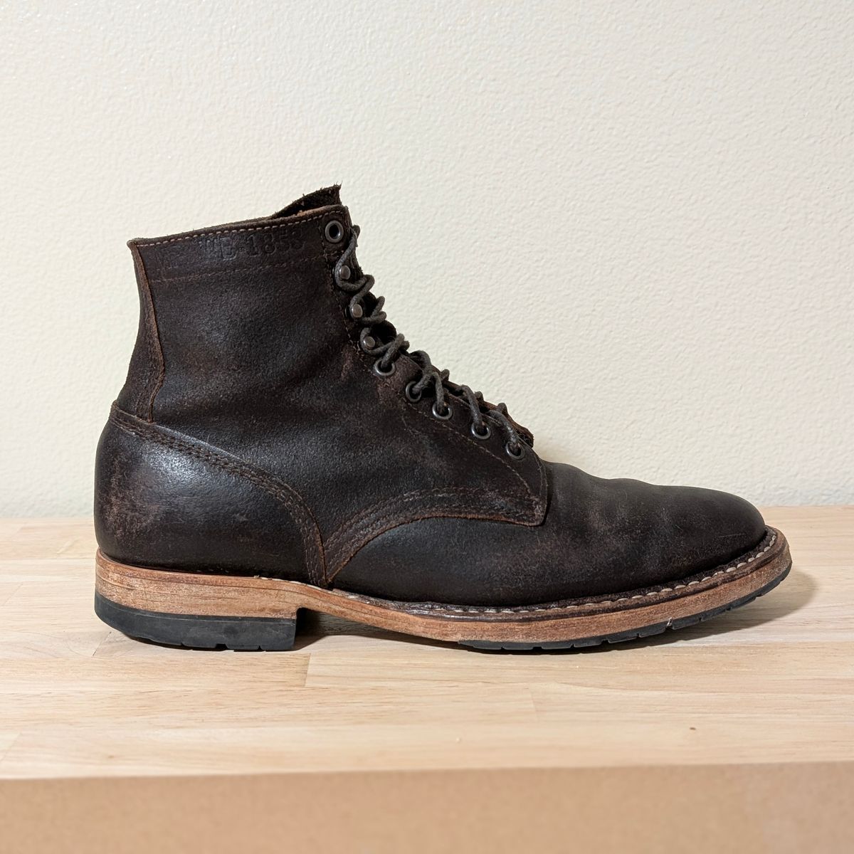 Photo by 907rx7 on November 5, 2025 of the White's MP-M1 in Horween Brown Waxed Flesh.