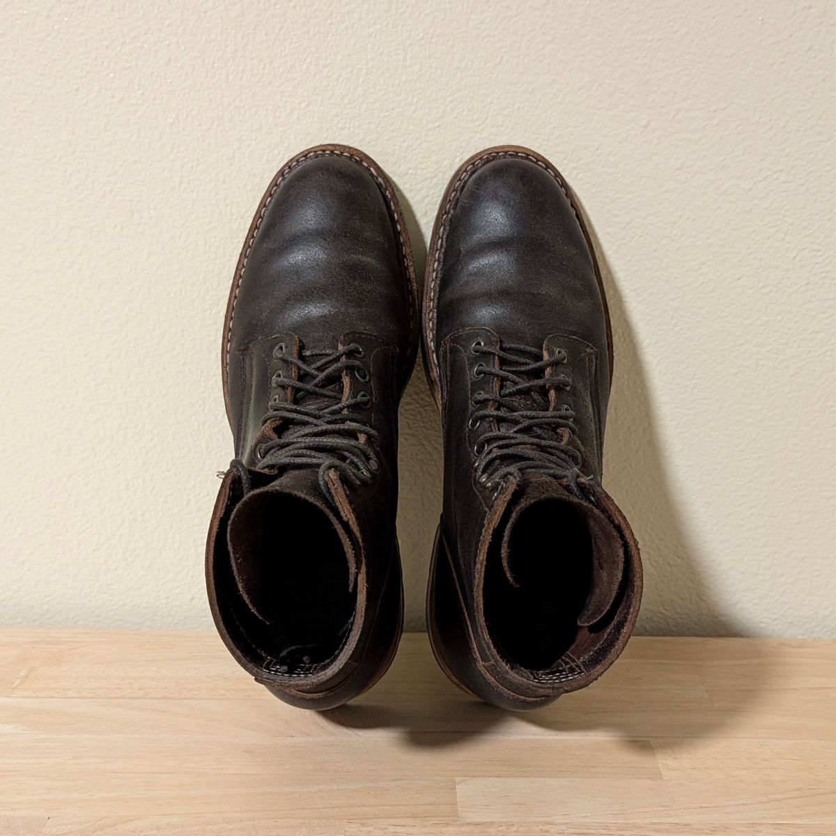 Photo by 907rx7 on November 5, 2025 of the White's MP-M1 in Horween Brown Waxed Flesh.