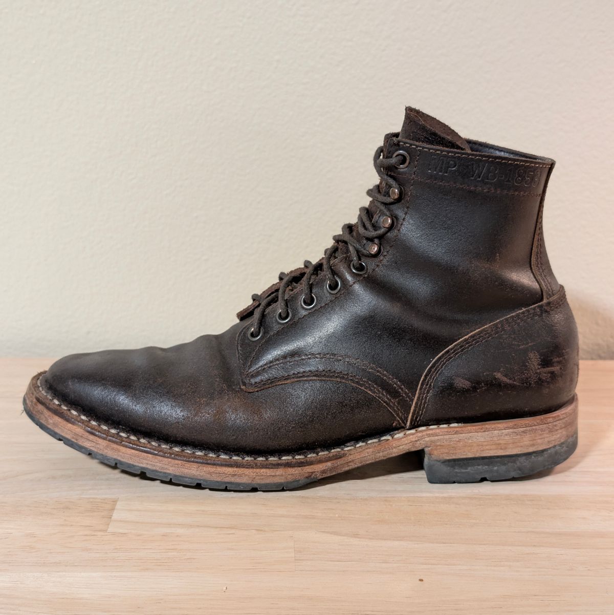 Photo by 907rx7 on December 6, 2025 of the White's MP-M1 in Horween Brown Waxed Flesh.