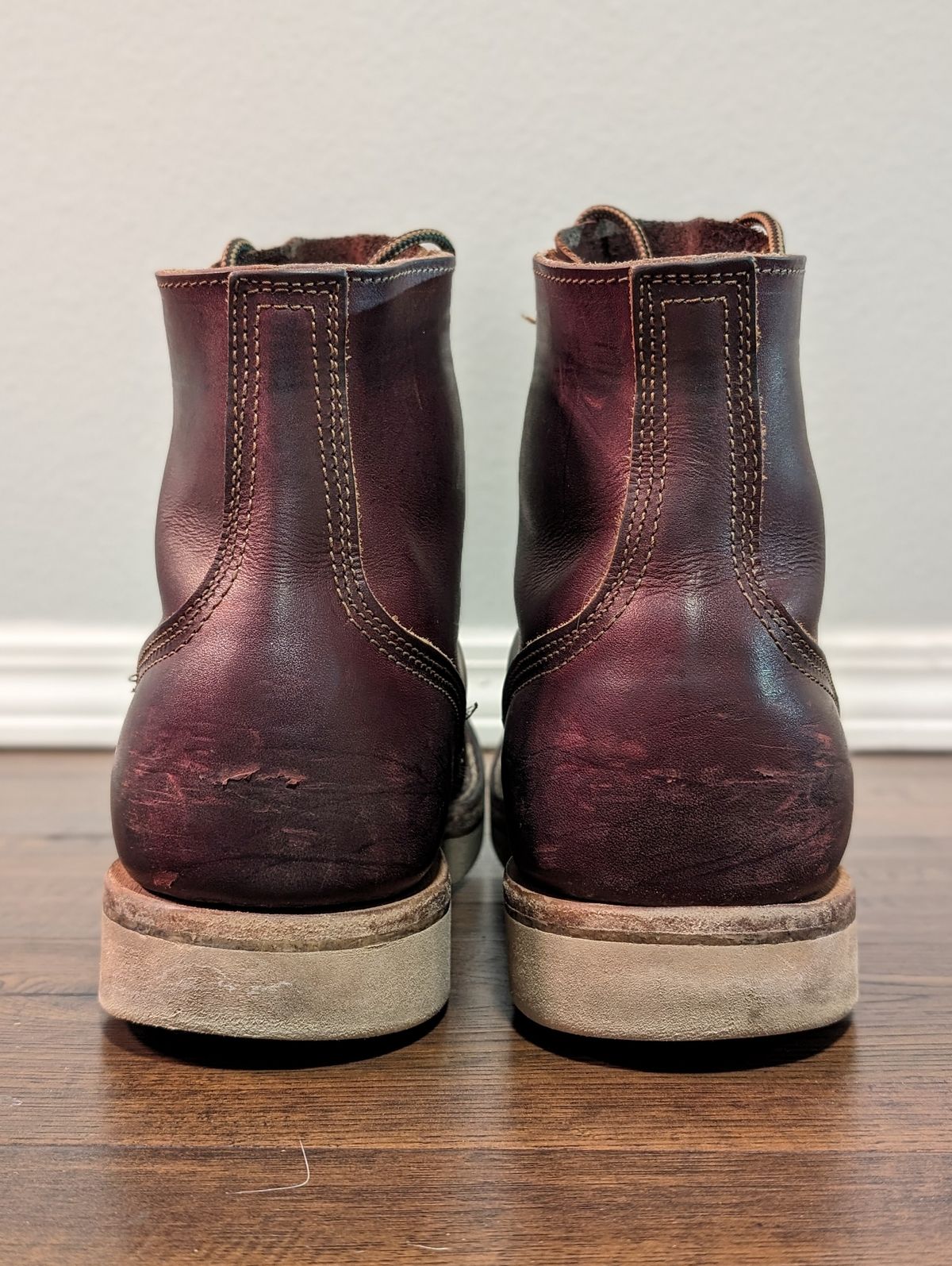 Photo by 907rx7 on March 6, 2024 of the Nicks Free Range in Wickett & Craig Burgundy Double Stuffed.