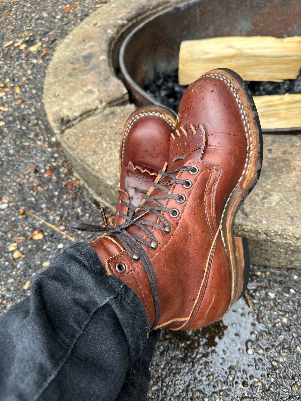 Photo by watch_gabe on August 22, 2023 of the White's 350 Cruiser in Horween British Tan Chromexcel.