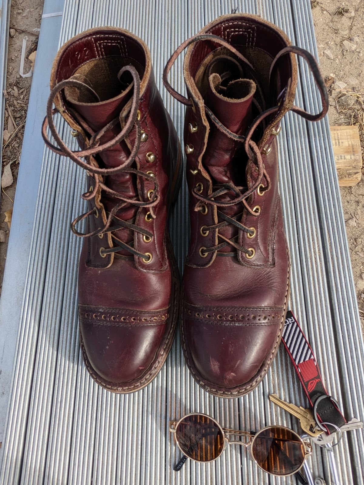 Photo by patinamindset on December 5, 2022 of the White's MP-Sherman Toe Cap in Horween Burgundy Chromexcel.