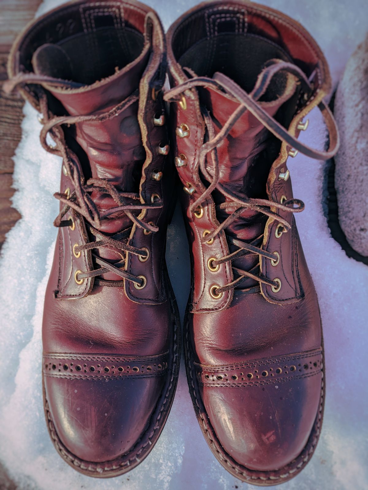 Photo by patinamindset on January 5, 2023 of the White's MP-Sherman Toe Cap in Horween Burgundy Chromexcel.