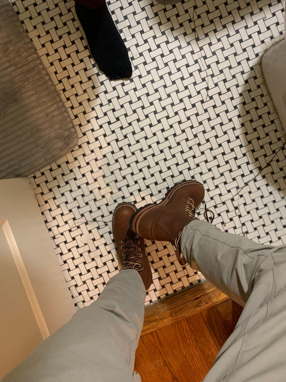 Photo by justin_time on November 1, 2022 of the Nicks Overlander in Seidel 1964 Brown.