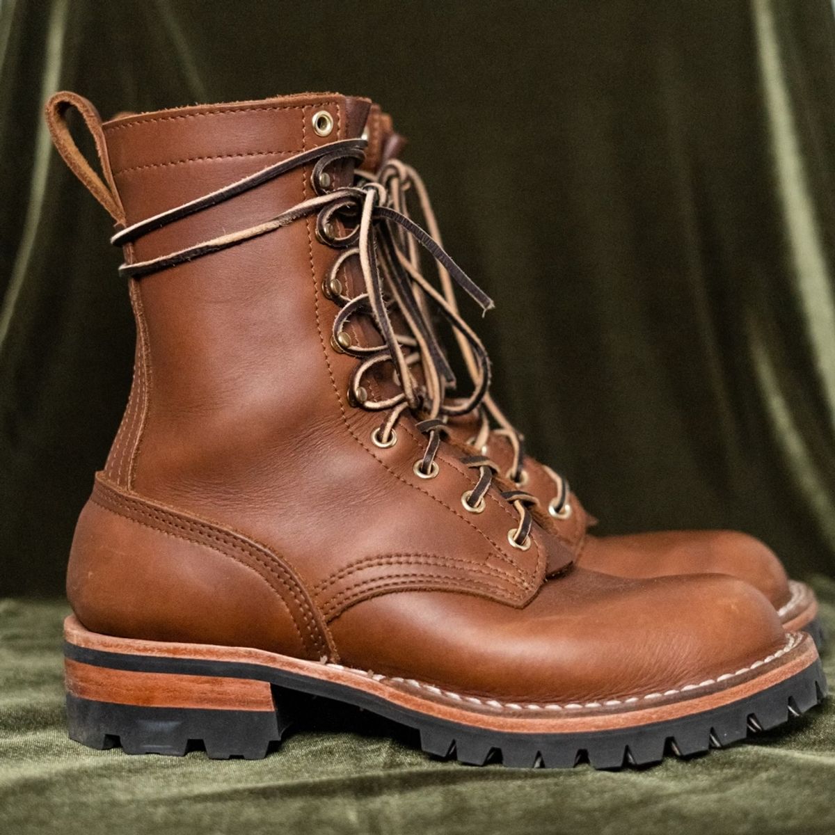 Photo by justin_time on December 4, 2022 of the Nicks Overlander in Seidel 1964 Brown.