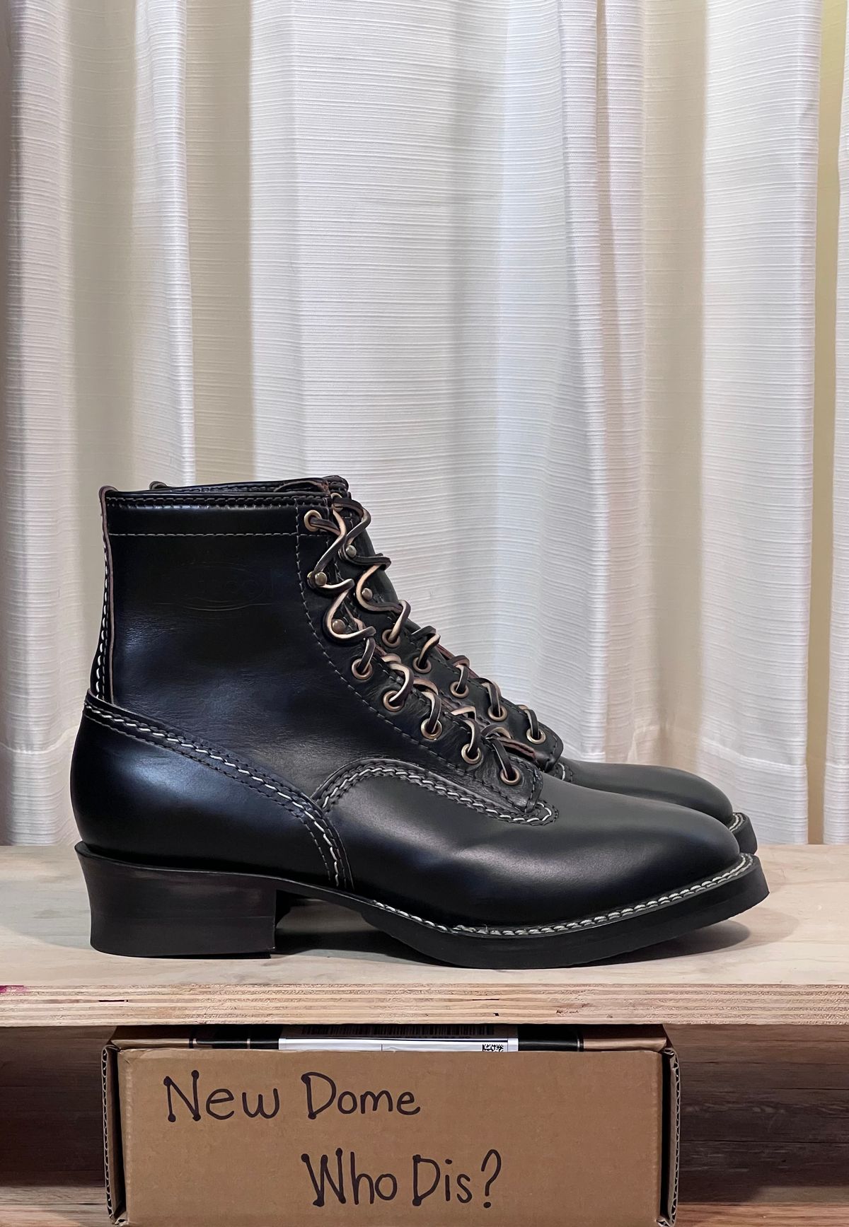 Photo by cr_aig1980 on October 6, 2025 of the Wesco Jobmaster in Horween Black Chromexcel Horsehide.