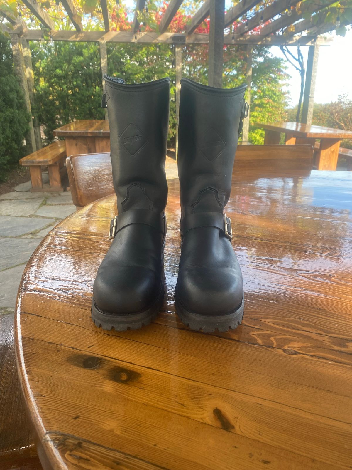 Photo by sharpendknives on October 1, 2022 of the Dayton Boots 6460 CSA Engineer in Black Oil Tan.