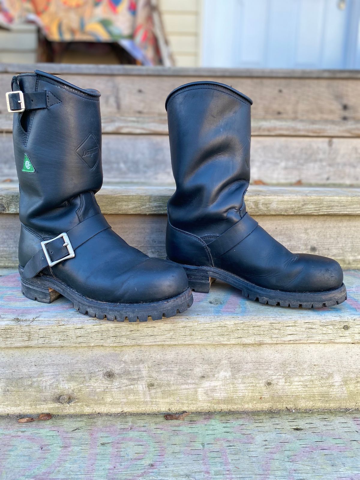 Photo by sharpendknives on December 4, 2022 of the Dayton Boots 6460 CSA Engineer in Black Oil Tan.