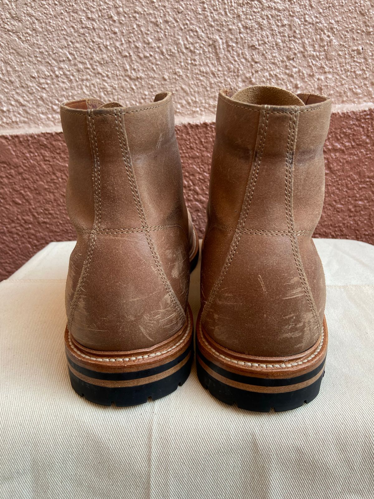 Photo by braneshaden on December 4, 2022 of the Grant Stone Brass Boot in C.F. Stead Natural Waxy Commander Suede.