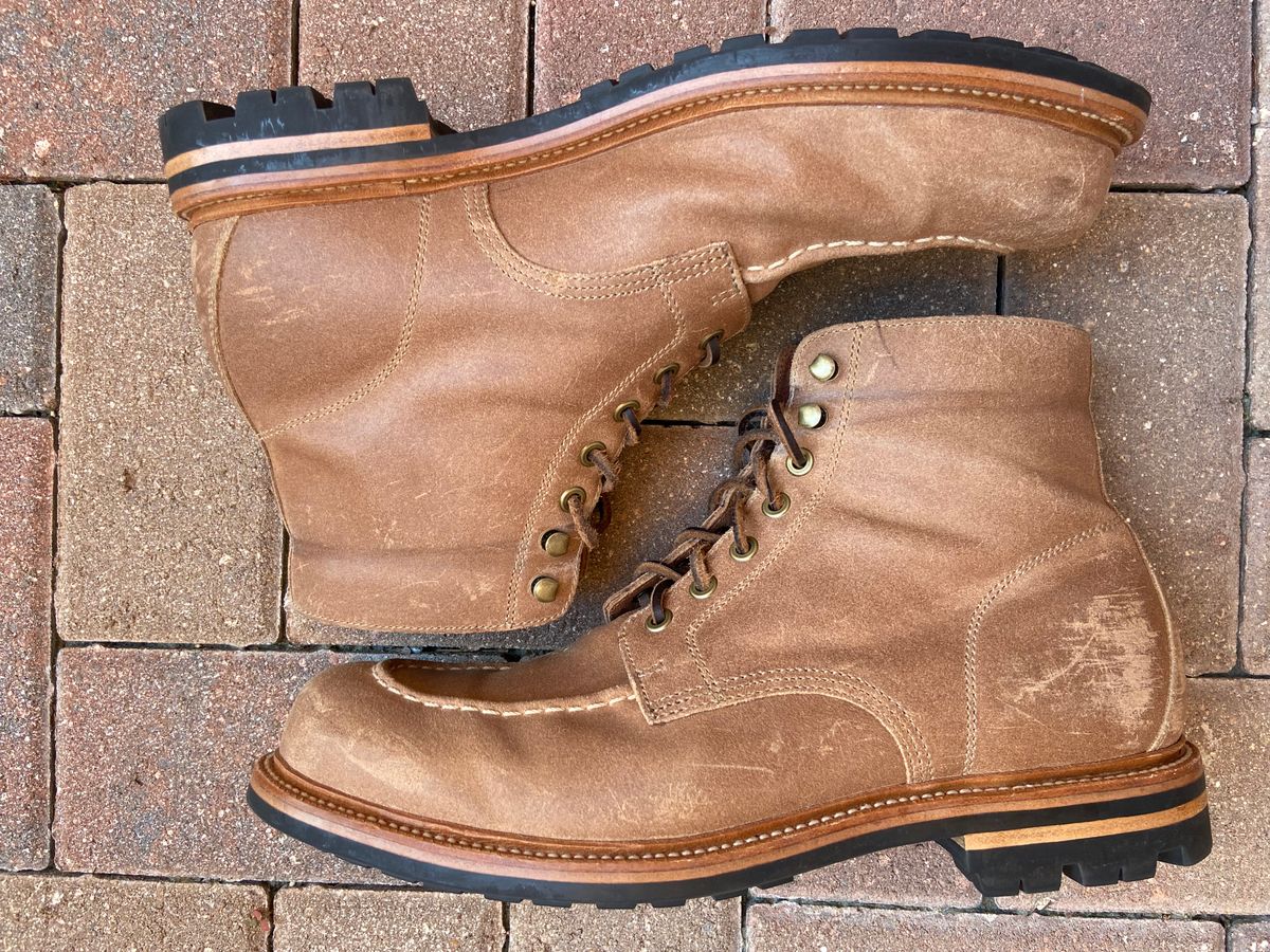Photo by braneshaden on December 4, 2022 of the Grant Stone Brass Boot in C.F. Stead Natural Waxy Commander Suede.