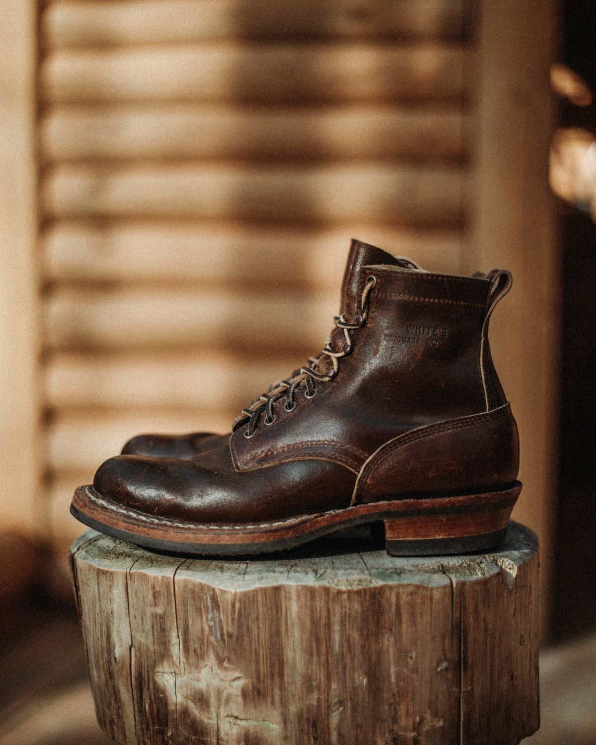 Photo by TrustinTimber on April 7, 2023 of the White's 350 Cruiser in Horween Cinnamon Waxed Flesh.