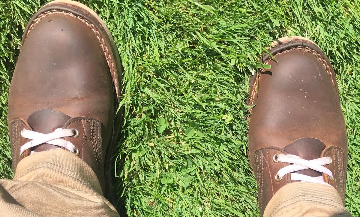 Photo by dj on July 7, 2024 of the Nicks Aldert Strider in Horween Orange Predator.