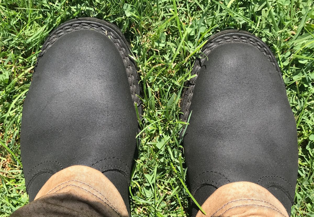 Photo by dj on August 1, 2024 of the Nicks Work Chelsea in Seidel 1964 Black Roughout.