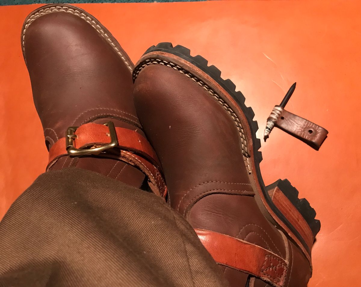 Photo by dj on November 25, 2024 of the Nicks Work Chelsea in Seidel 1964 Brown.