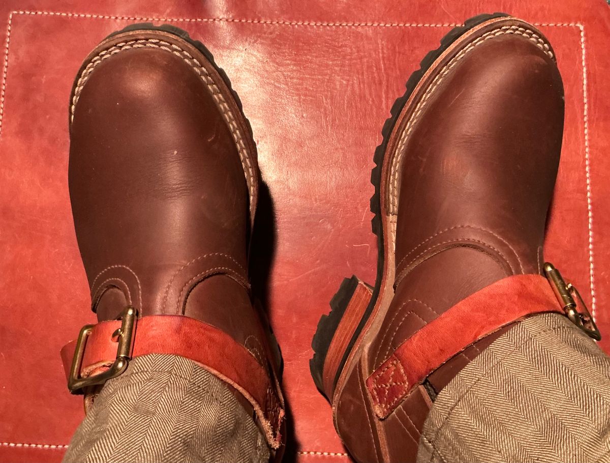 Photo by dj on December 15, 2024 of the Nicks Work Chelsea in Seidel 1964 Brown.