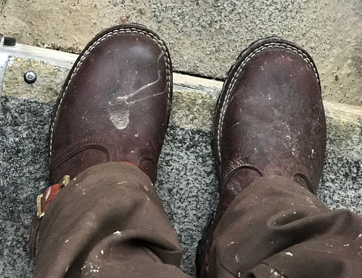 Photo by dj on March 29, 2025 of the Nicks Work Chelsea in Seidel 1964 Brown.