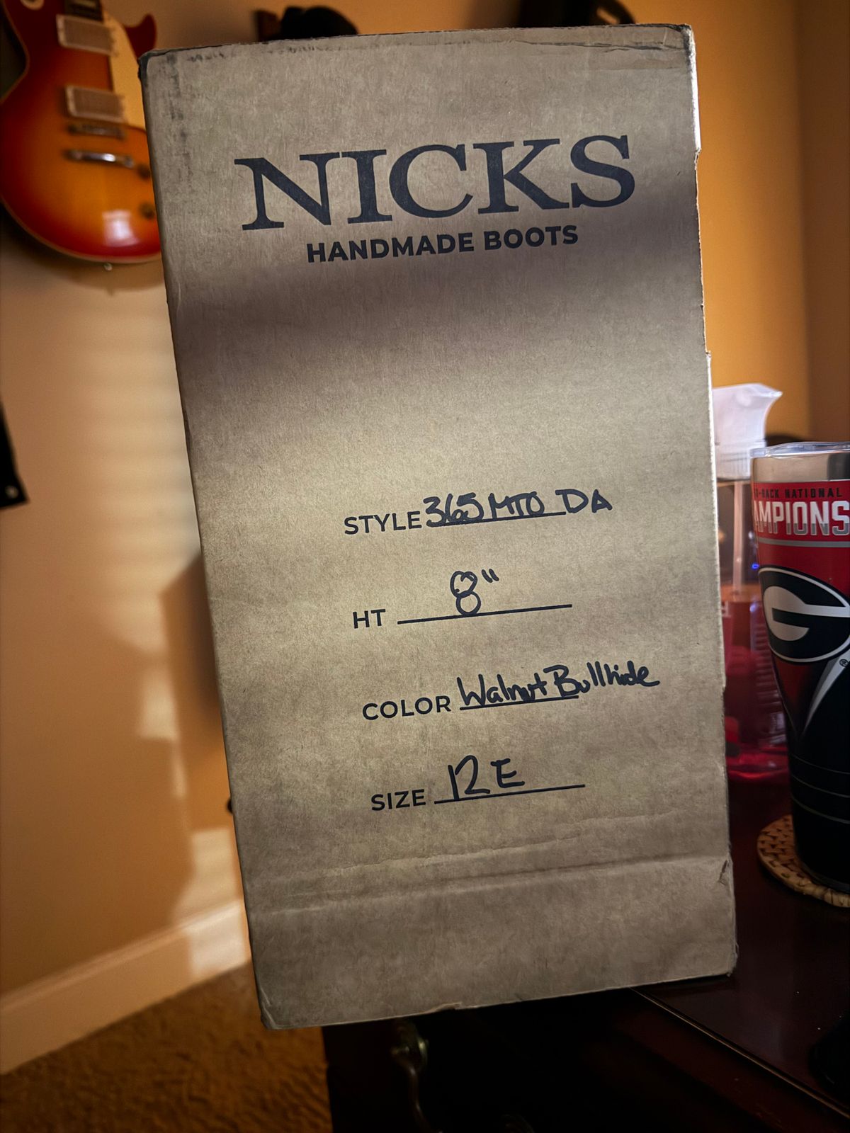 Photo by escapedTexan on January 8, 2026 of the Nicks MTO in Horween Yellowstone Walnut Bullhide.