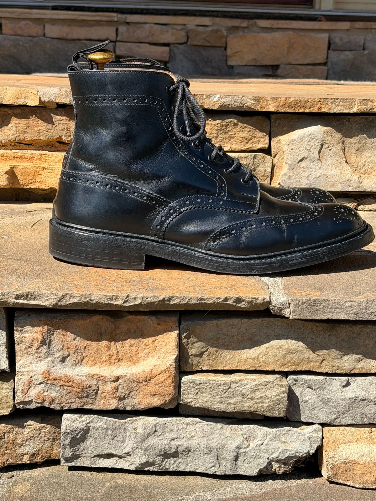 Photo by escapedTexan on February 28, 2026 of the Tricker's Stow Country Boot in Black Calf.