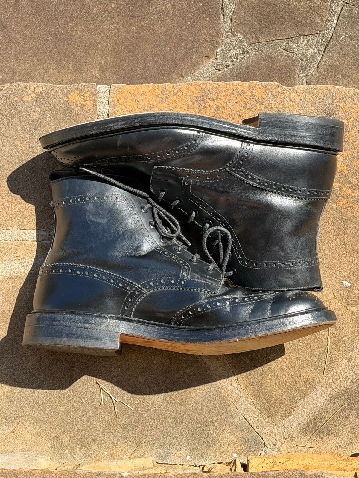 Photo by escapedTexan on February 28, 2026 of the Tricker's Stow Country Boot in Black Calf.