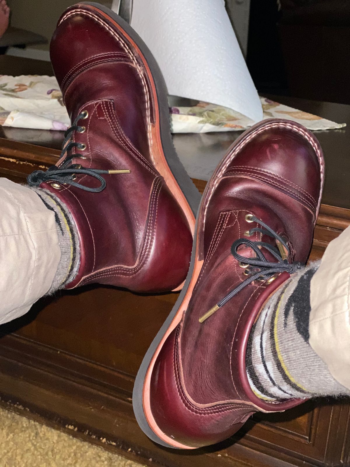 Photo by escapedTexan on August 10, 2023 of the Nicks Americana in Horween Color 8 Chromexcel.