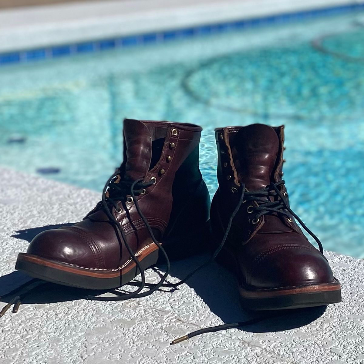 Photo by escapedTexan on September 25, 2023 of the Nicks Americana in Horween Color 8 Chromexcel.