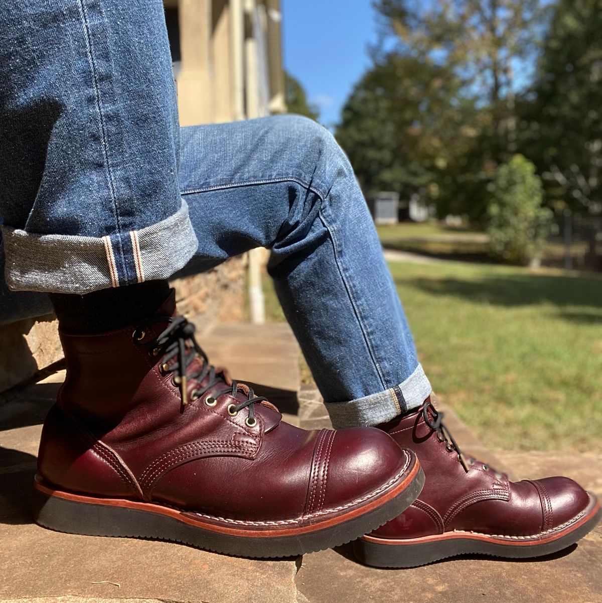 Photo by escapedTexan on September 29, 2023 of the Nicks Americana in Horween Color 8 Chromexcel.