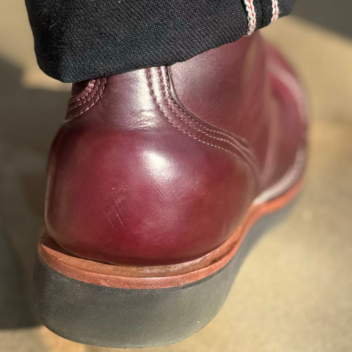 Photo by escapedTexan on January 19, 2024 of the Nicks Americana in Horween Color 8 Chromexcel.