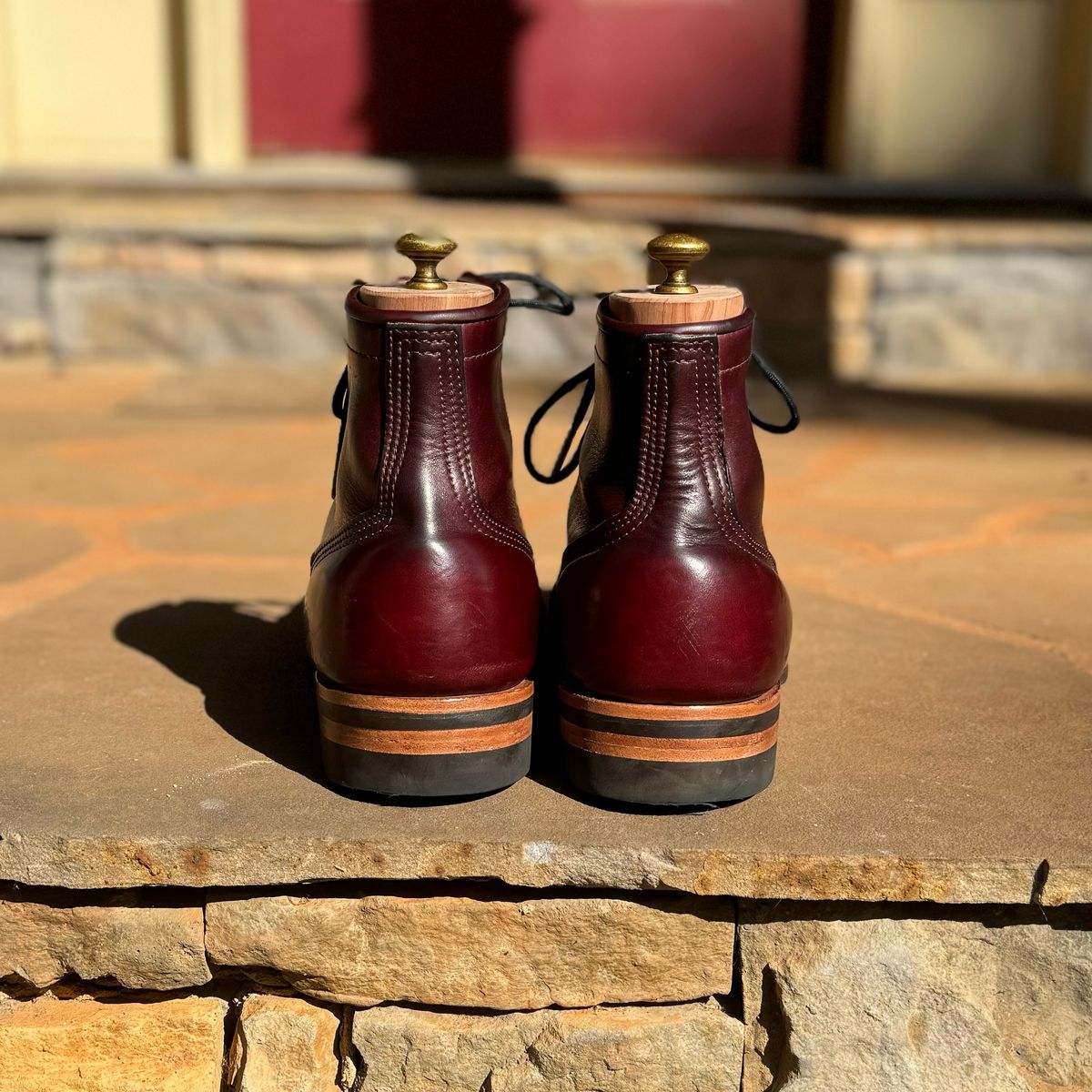 Photo by escapedTexan on June 21, 2024 of the Nicks Americana in Horween Color 8 Chromexcel.