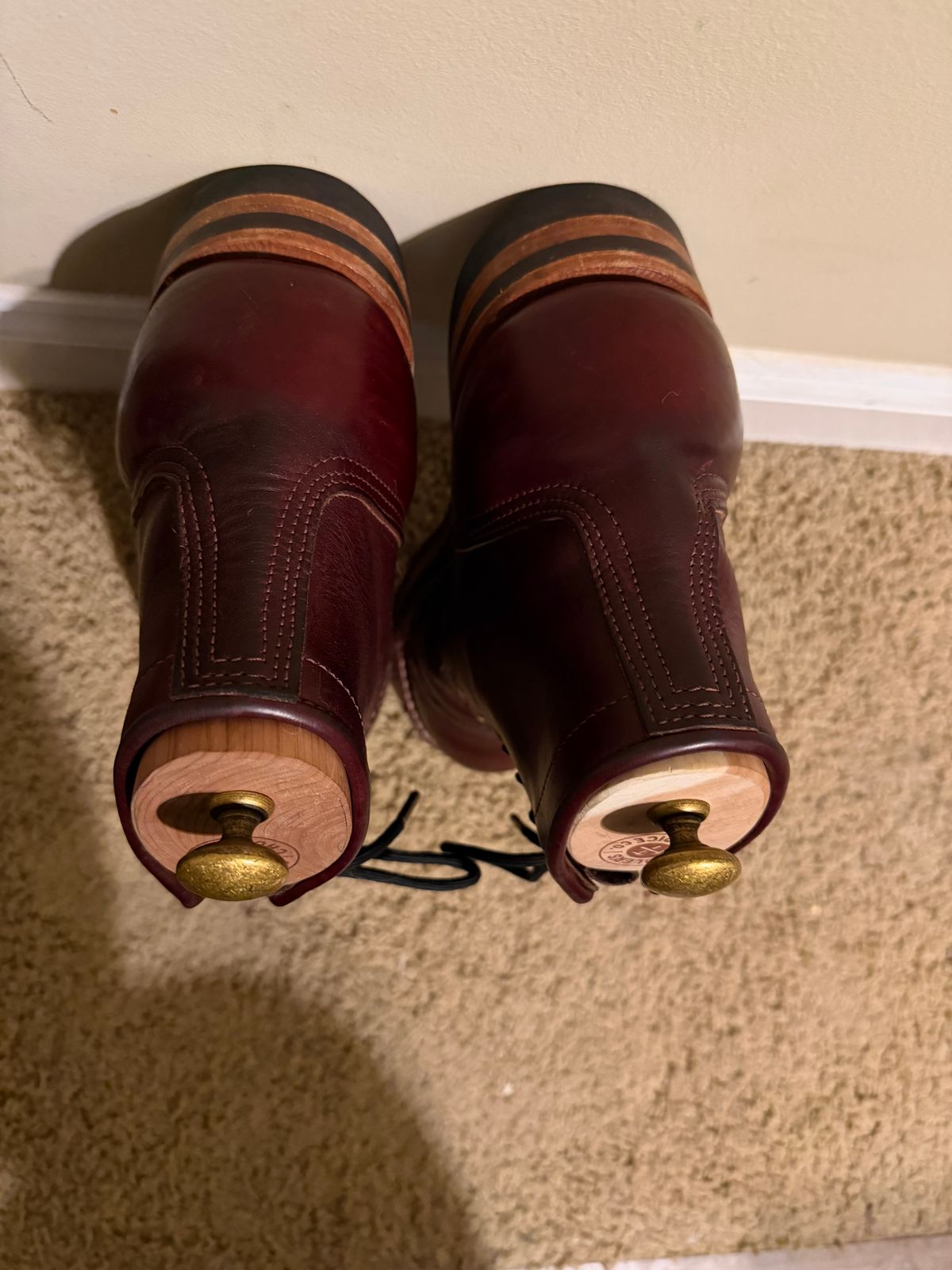 Photo by escapedTexan on January 3, 2026 of the Nicks Americana in Horween Color 8 Chromexcel.