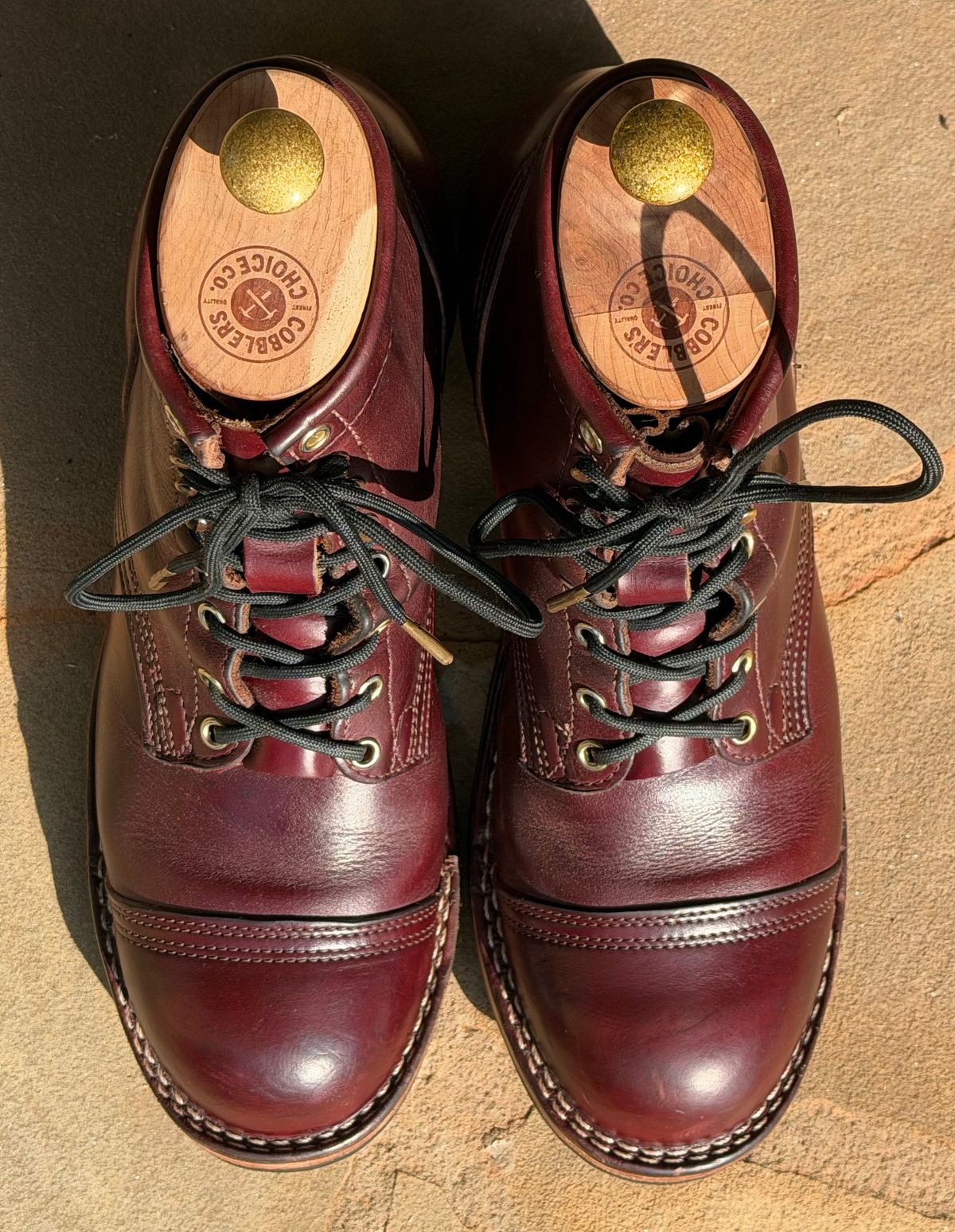 Photo by escapedTexan on July 4, 2026 of the Nicks Americana in Horween Color 8 Chromexcel.