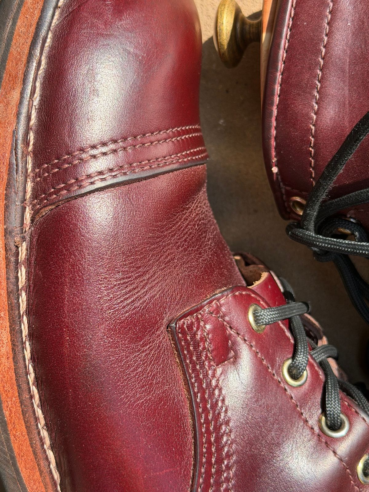 Photo by escapedTexan on July 4, 2026 of the Nicks Americana in Horween Color 8 Chromexcel.