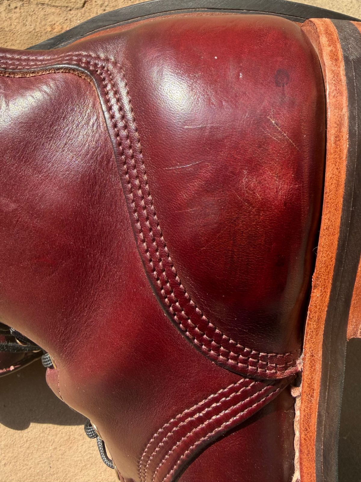 Photo by escapedTexan on July 4, 2026 of the Nicks Americana in Horween Color 8 Chromexcel.