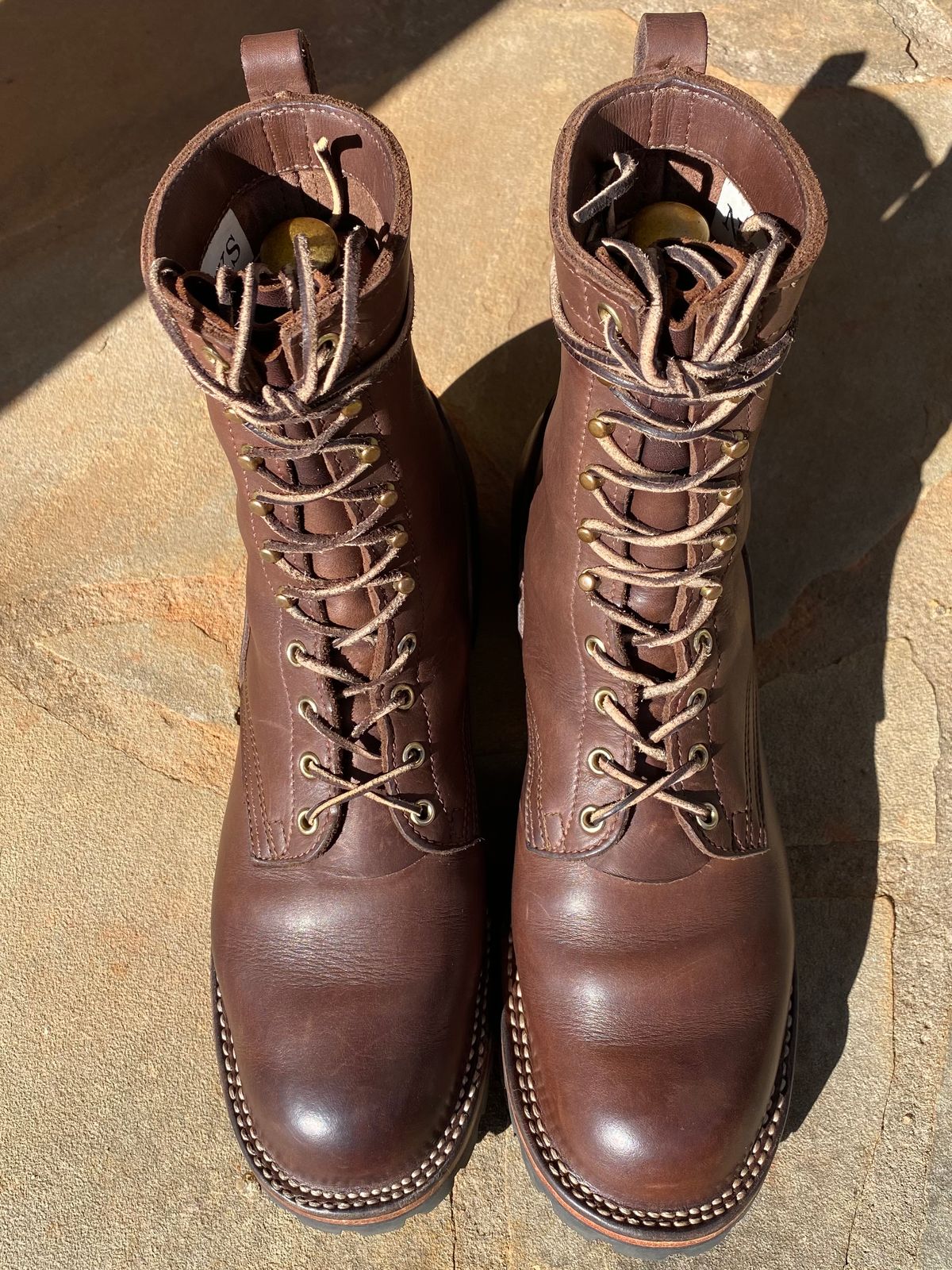 Photo by escapedTexan on December 1, 2022 of the Nicks Overlander in Seidel 1964 Walnut.