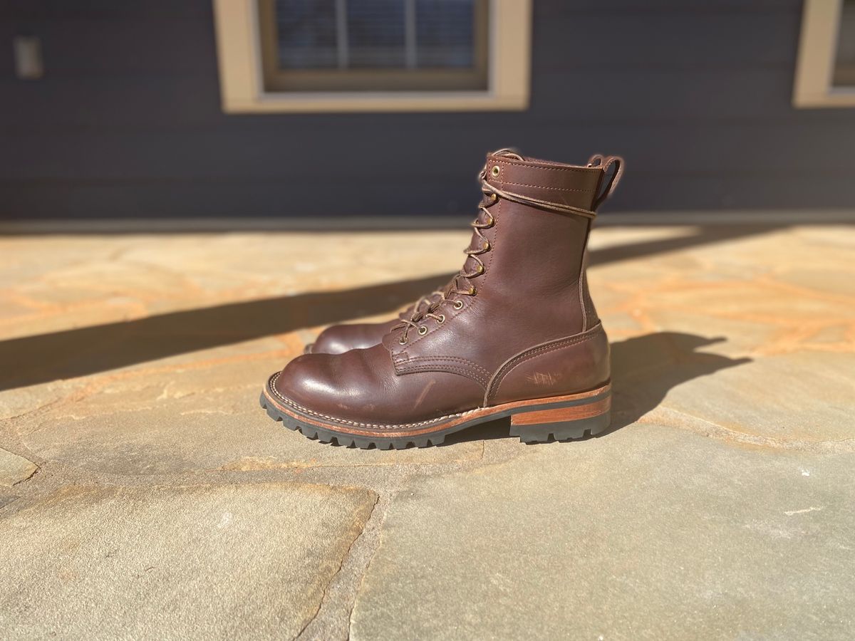 Photo by escapedTexan on February 3, 2023 of the Nicks Overlander in Seidel 1964 Walnut.