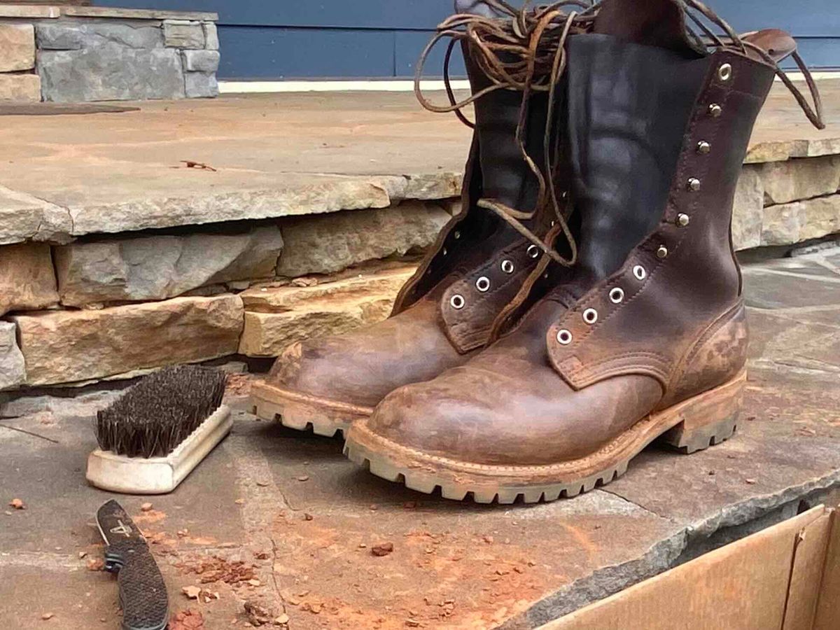 Photo by escapedTexan on February 26, 2023 of the Nicks Overlander in Seidel 1964 Walnut.